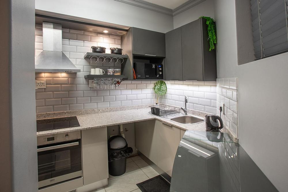 דירות דורבן 2 Sleeper Stylish Sanctuary מראה חיצוני תמונה